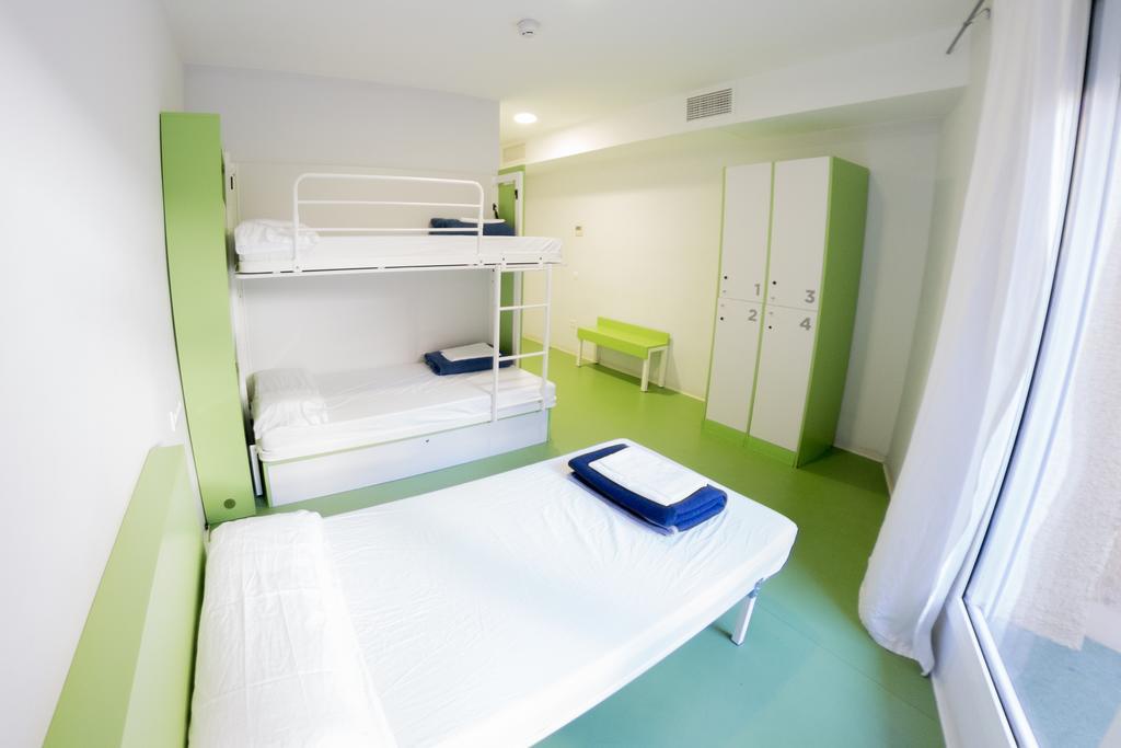 Sant Jordi Hostels Sagrada Familia Barcelona Room photo